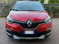 Usata Renault Captur 150 CV (110 kW) 2019 Rosso SUV