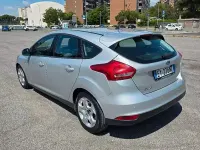 Usata Ford Focus 120 CV (88 kW) 2015 Grigio Berlina