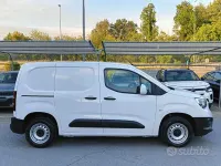 Gebraucht Opel Combo 102 PS (75 kW) 2021 Weiß Van / Kleinbus