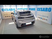 Usata Peugeot 208 GT 101 CV (74 kW) 2024 Grigio artense Utilitaria