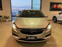 Usata Opel Astra Innovation 110 CV (80 kW) 2018 Grigio chiaro Station wagon