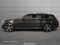 Usata Mercedes 220 Premium 200 CV (147 kW) 2023 Grigio scuro metallizzato Station wagon