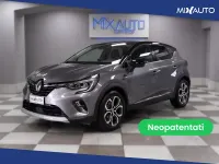 Usata Renault Captur Techno 94 CV (69 kW) 2022 Grigio SUV