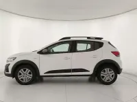 Usata Dacia Sandero Expression 101 CV (74 kW) 2023 Bianco Utilitaria