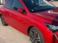 Usata Peugeot 208 Allure 101 CV (74 kW) 2020 Rosso Utilitaria