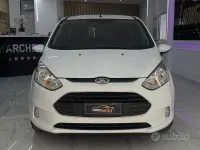 Usata Ford B-MAX Titanium 95 CV (69 kW) 2015 Bianco Monovolume