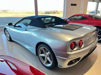 Usata Ferrari 360 400 CV (294 kW) 2002 Grigio Cabrio