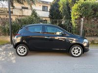 Usata Lancia Ypsilon 69 CV (50 kW) 2016 Utilitaria