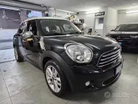 Usata Mini Countryman 111 CV (81 kW) 2015 Nero SUV