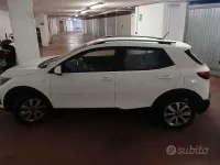 Usata Kia Stonic 84 CV (61 kW) 2023 Bianco SUV