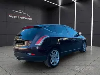 Usata Lancia Delta Platinum 190 CV (139 kW) 2012 Nero Utilitaria