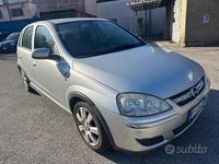 Usata Opel Corsa Cosmo 69 CV (50 kW) 2005 Grigio Berlina
