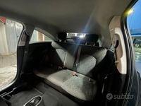 Usado Opel Corsa Color Edition 70 HP (51 kW) 2015 Cinzento Citadino