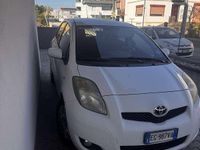 Usata Toyota Yaris 90 CV (66 kW) 2011 Utilitaria