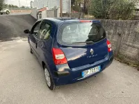 Usata Renault Twingo Dynamique 58 CV (42 kW) 2009 Bluazzurro Utilitaria