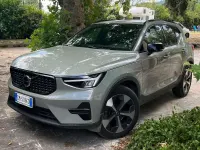 Usata Volvo XC40 Ultimate 163 CV (119 kW) 2023 Verde SUV
