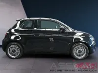 Neu Fiat 500 65 PS (47 kW) 2026 Schwarz Limousine