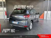 Usata Dacia Sandero Expression 91 CV (66 kW) 2023 Grigio Berlina