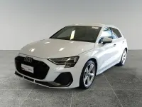 Usata Audi A3 S-Line 150 CV (110 kW) 2024 Bianco ghiaccio metallizzato Berlina