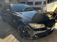 Usata BMW 320 184 CV (135 kW) 2011 Nero Station wagon