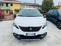 Usata Peugeot 2008 S 101 CV (74 kW) 2019 Bianco SUV