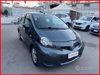 Usata Toyota Aygo 68 CV (50 kW) 2009 Grigio Utilitaria