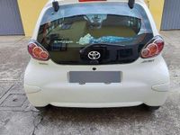Usata Toyota Aygo Connect Style 68 CV (50 kW) 2011 Bianco Utilitaria