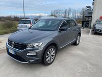 Usata VW T-Roc Style 115 CV (84 kW) 2020 Grigio SUV