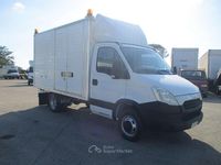 Usata Iveco Daily 106 CV (77 kW) 2012 Bianco