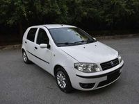 Usata Fiat Punto 69 CV (50 kW) 2004 Bianco Utilitaria