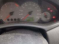 Usata Ford Focus 110 CV (80 kW) 2004 Grigio Berlina