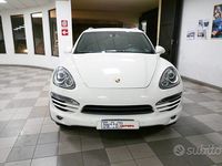 Usata Porsche Cayenne 245 CV (180 kW) 2012 Bianco SUV