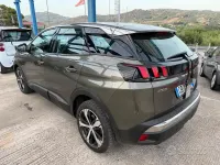 Usata Peugeot 3008 Business-Line 131 CV (96 kW) 2020 Verde SUV