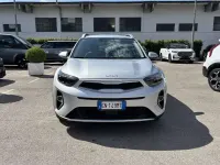 Usata Kia Stonic Urban 84 CV (61 kW) 2023 Argento SUV