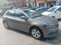 Usata VW Polo Comfortline 75 CV (55 kW) 2018 Grigio Utilitaria