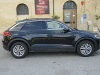 Usata VW T-Roc Style 150 CV (110 kW) 2022 Nero SUV
