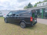 Usata Mercedes V250 Premium 190 CV (139 kW) 2023 Nero Monovolume