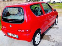 Usata Fiat 600 54 CV (39 kW) 2005 Rosso Utilitaria
