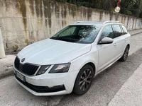 Usado Skoda Octavia G-TEC Ambition 131 CV (96 kW) 2019 Blanco Familiar