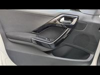 Usata Peugeot 208 Active 82 CV (60 kW) 2019 Bianco Utilitaria