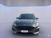 Usata Ford Kuga ST-Line 120 CV (88 kW) 2022 Grigio SUV