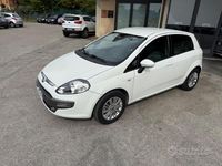 Usata Fiat Punto Evo Active 78 CV (57 kW) 2011 Bianco Utilitaria