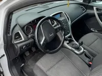 Usata Opel Astra 100 CV (73 kW) 2011 Station wagon