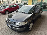 Usata Renault Mégane II 120 CV (88 kW) 2005 Nero Cabrio