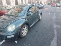 Usata VW New Beetle 100 CV (73 kW) 2004 Grigio Utilitaria