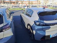 Usata Peugeot 208 GT 136 CV (100 kW) 2025 Grigio Utilitaria