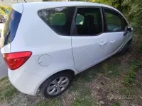 Usata Opel Meriva 95 CV (69 kW) 2014 Bianco Monovolume