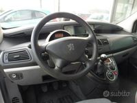 Usata Peugeot 807 136 CV (100 kW) 2008 Argento Monovolume