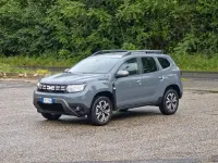 Begagnad Dacia Duster Extreme 116 HK (85 kW) 2023 Grön SUV