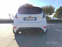Usata Ford Fiesta Sport 135 CV (99 kW) 2012 Bianco Utilitaria